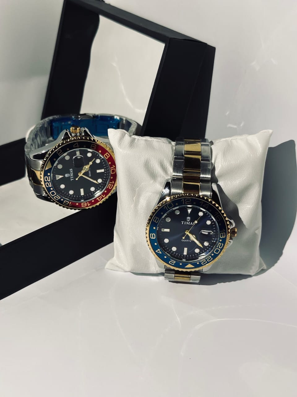 Bezel Sapphire Glass Luminous Quartz Silver Gold Two Tone Stainless Steel Watch
